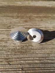 Clou Podotactile a frapper avec témoin d'usure apparaissant après 2 mm